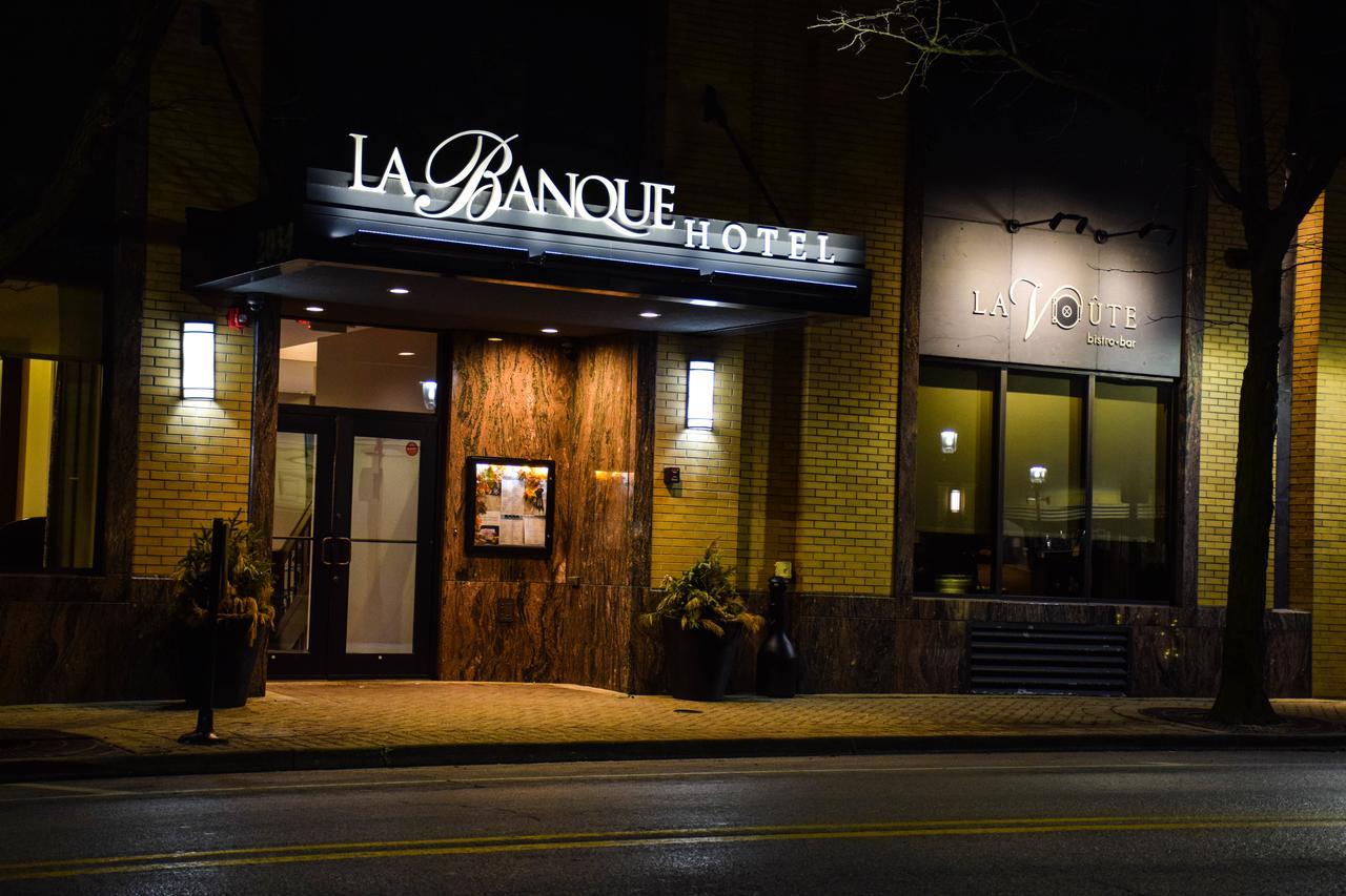 La Banque Hotel Homewood Экстерьер фото