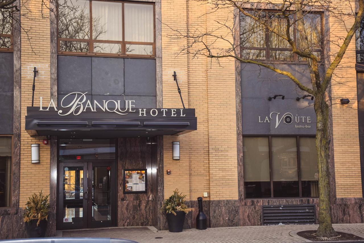 La Banque Hotel Homewood Экстерьер фото